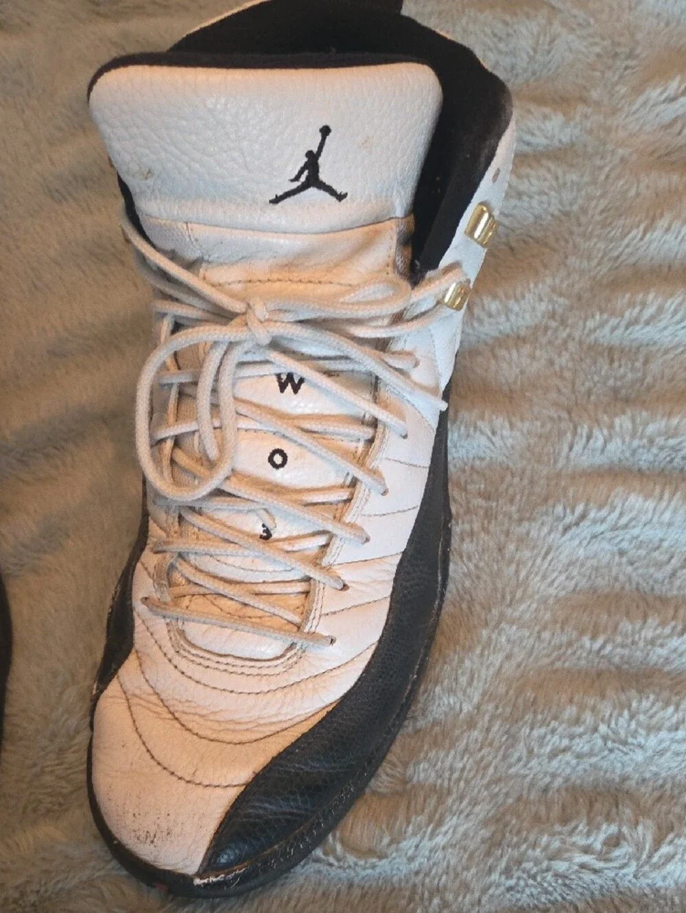 Jordan White and Black High-Top Basketball Sneakers - Picture 3 of 7